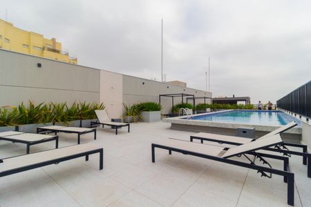 Studio à venda com 29m², 1 quarto e sem vagaPiscina