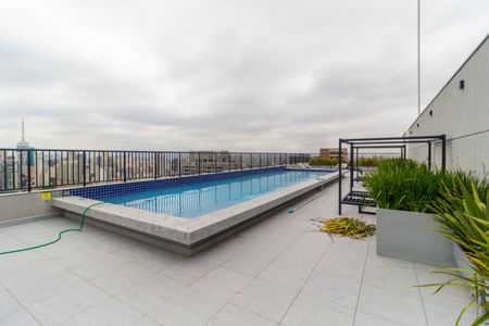 Studio à venda com 29m², 1 quarto e sem vagaPiscina