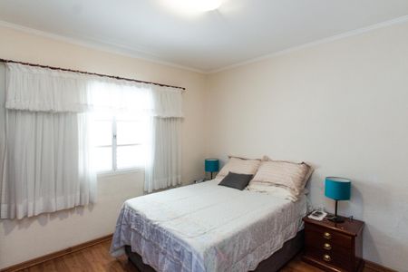 Casa à venda com 245m², 5 quartos e 6 vagasSuíte