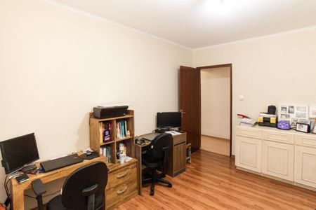 Casa à venda com 245m², 5 quartos e 6 vagasQuarto 2