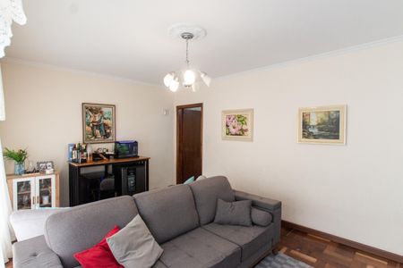 Casa à venda com 245m², 5 quartos e 6 vagasSala