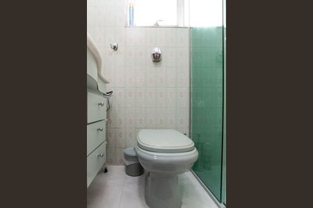 Casa à venda com 245m², 5 quartos e 6 vagasBanheiro da Suíte