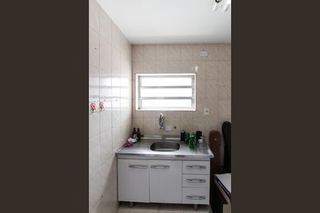 Casa à venda com 245m², 5 quartos e 6 vagasCozinha 2