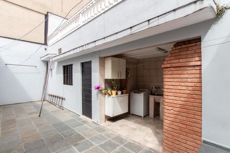 Casa à venda com 245m², 5 quartos e 6 vagasÁrea de Serviço