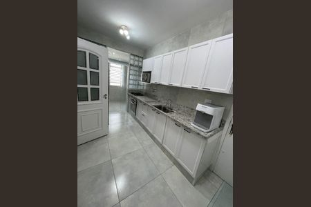 Apartamento para alugar com 120m², 3 quartos e 2 vagasCozinha