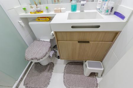 Apartamento à venda com 50m², 2 quartos e 1 vaga Apartamento à venda com 50m², 2 quartos e 1 vagaBanheiro Social