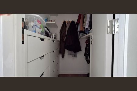 Apartamento para alugar com 108m², 3 quartos e 1 vaga Apartamento para alugar com 108m², 3 quartos e 1 vagaCloset Quarto 3