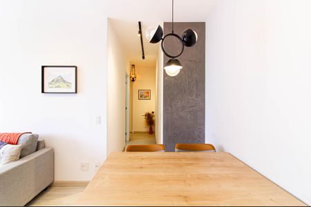 Apartamento para alugar com 55m², 2 quartos e 1 vagaSala