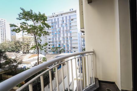 Apartamento para alugar com 43m², 1 quarto e 1 vagaVaranda