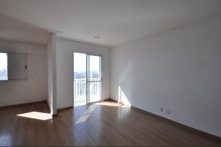 Apartamento para alugar com 72m², 2 quartos e 2 vagasSala