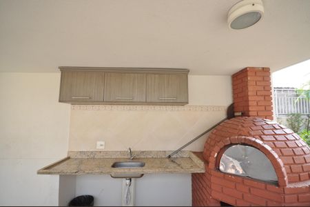 Apartamento para alugar com 72m², 2 quartos e 2 vagasÁrea comum - Forno