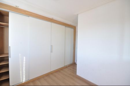 Apartamento para alugar com 72m², 2 quartos e 2 vagasSuíte