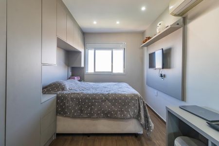 Apartamento à venda com 76m², 2 quartos e 2 vagasSuíte