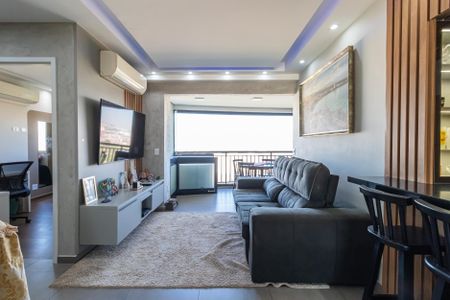 Sala de apartamento à venda com 2 quartos, 76m² em Alphaville Empresarial, Barueri