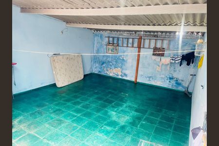 Casa à venda com 120m², 2 quartos e 1 vagaQuintal