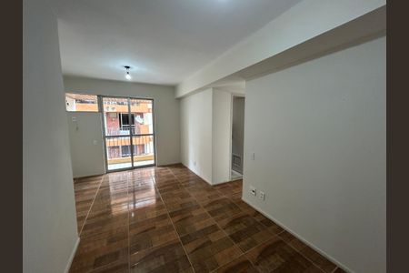 Sala de apartamento para alugar com 2 quartos, 60m² em Praça Seca, Rio de Janeiro