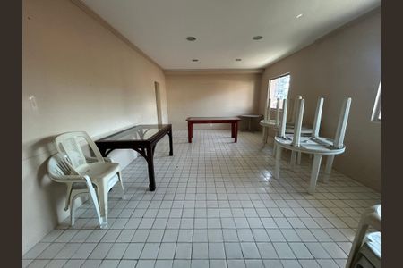 Apartamento para alugar com 60m², 2 quartos e 1 vagaÁrea comum - Salão de festas