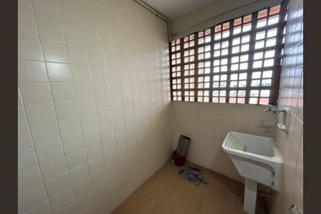 Apartamento para alugar com 60m², 2 quartos e 1 vagaÁrea de Serviço