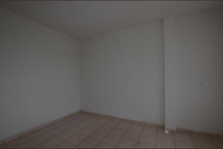 Quarto 1 de apartamento para alugar com 2 quartos, 60m² em Cascadura, Rio de Janeiro
