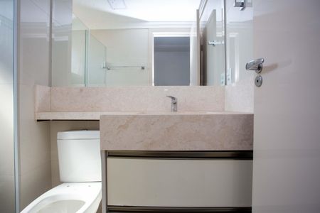 Apartamento à venda com 114m², 3 quartos e 2 vagasBanheiro da Suíte