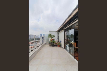 Apartamento à venda com 111m², 2 quartos e 2 vagasVaranda