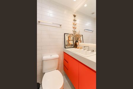 Apartamento à venda com 111m², 2 quartos e 2 vagasBanheiro Social