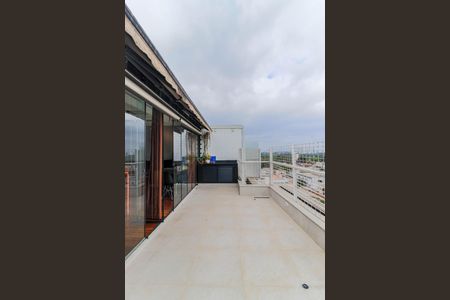 Apartamento à venda com 111m², 2 quartos e 2 vagasVaranda