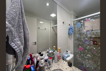 Banheiro Social de apartamento para alugar com 3 quartos, 81m² em Vila Amélia, São Paulo