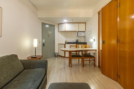 Sala de apartamento à venda com 1 quarto, 31m² em Indianópolis, São Paulo
