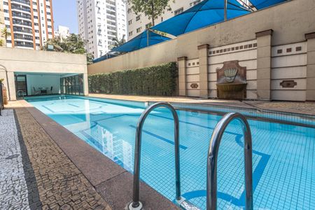 Apartamento à venda com 31m², 1 quarto e 1 vagaÁrea comum - Piscina