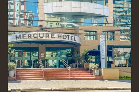 Apartamento à venda com 31m², 1 quarto e 1 vagaFachada