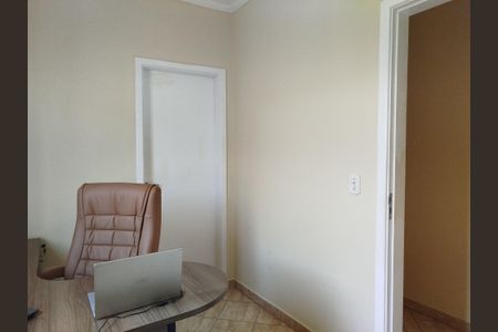 Casa à venda com 216m², 3 quartos e 5 vagas Casa à venda com 216m², 3 quartos e 5 vagasSuíte 2