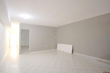 Casa à venda com 216m², 3 quartos e 5 vagasGaragem