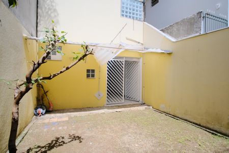 Casa à venda com 216m², 3 quartos e 5 vagasQuintal
