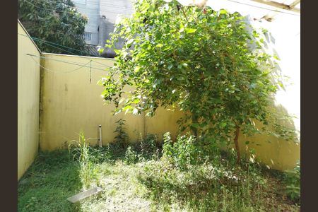 Casa à venda com 216m², 3 quartos e 5 vagas Casa à venda com 216m², 3 quartos e 5 vagasÁrea comum