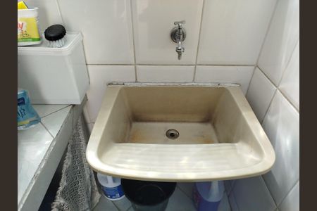 Casa à venda com 216m², 3 quartos e 5 vagas Casa à venda com 216m², 3 quartos e 5 vagasÁrea de Serviço