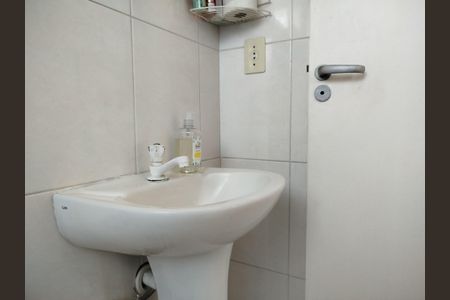 Casa à venda com 216m², 3 quartos e 5 vagas Casa à venda com 216m², 3 quartos e 5 vagasBanheiro da Suíte 2