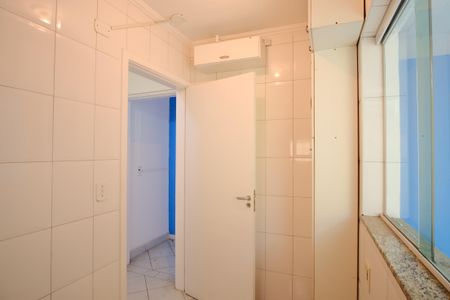 Casa à venda com 216m², 3 quartos e 5 vagasÁrea de Serviço 2