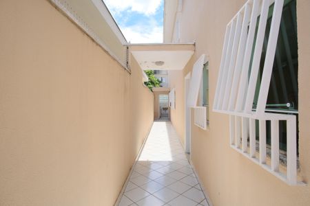 Casa à venda com 216m², 3 quartos e 5 vagasCorredor 