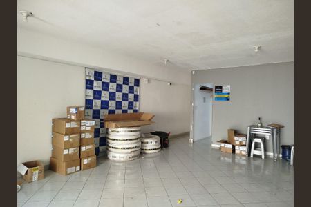 Casa à venda com 216m², 3 quartos e 5 vagas Casa à venda com 216m², 3 quartos e 5 vagasGaragem