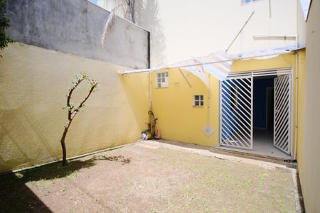 Casa à venda com 216m², 3 quartos e 5 vagasQuintal