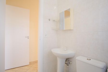 Casa à venda com 216m², 3 quartos e 5 vagasBanheiro da Suíte 1