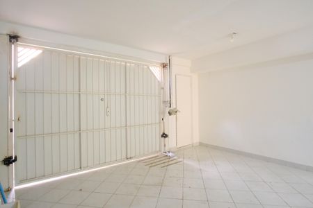 Casa à venda com 216m², 3 quartos e 5 vagasGaragem