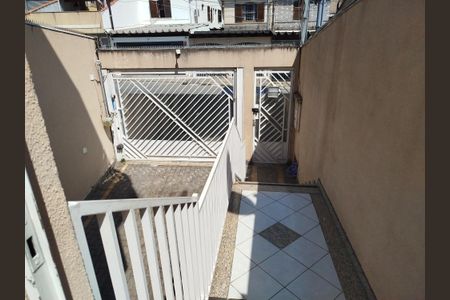 Casa à venda com 216m², 3 quartos e 5 vagas Casa à venda com 216m², 3 quartos e 5 vagasEntrada da garagem