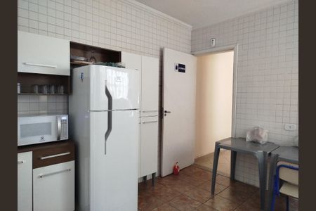 Casa à venda com 216m², 3 quartos e 5 vagas Casa à venda com 216m², 3 quartos e 5 vagasCozinha