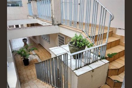 Casa à venda com 308m², 5 quartos e 2 vagas