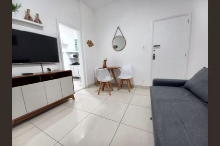 Apartamento à venda com 43m², 1 quarto e sem vaga Apartamento à venda com 43m², 1 quarto e sem vagaFoto 01