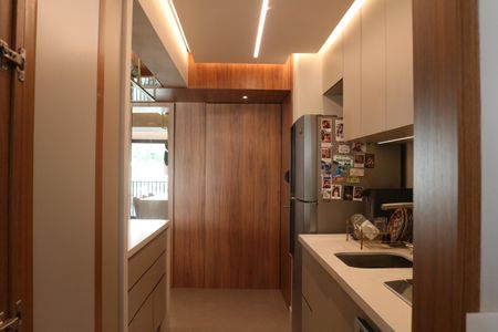 Apartamento à venda com 100m², 2 quartos e 2 vagasCozinha