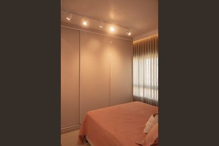 Apartamento à venda com 70m², 2 quartos e 1 vagaSuíte