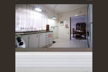 Casa à venda com 3 quartos, 130m² em Jardim Vila Formosa, São Paulo